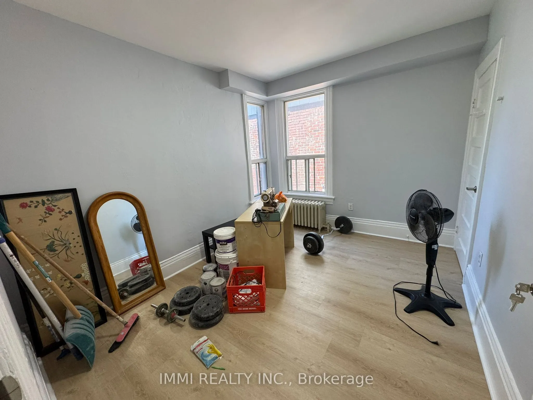 618 Bathurst Street #202