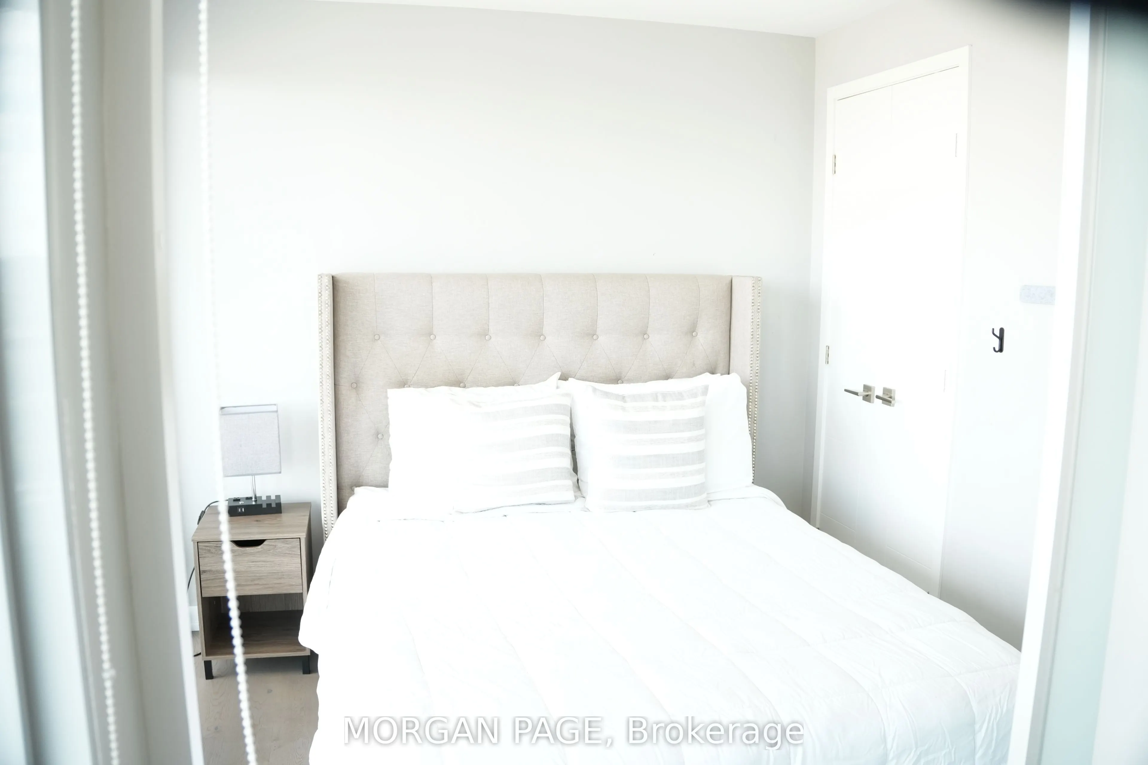 488 University Avenue, #2216