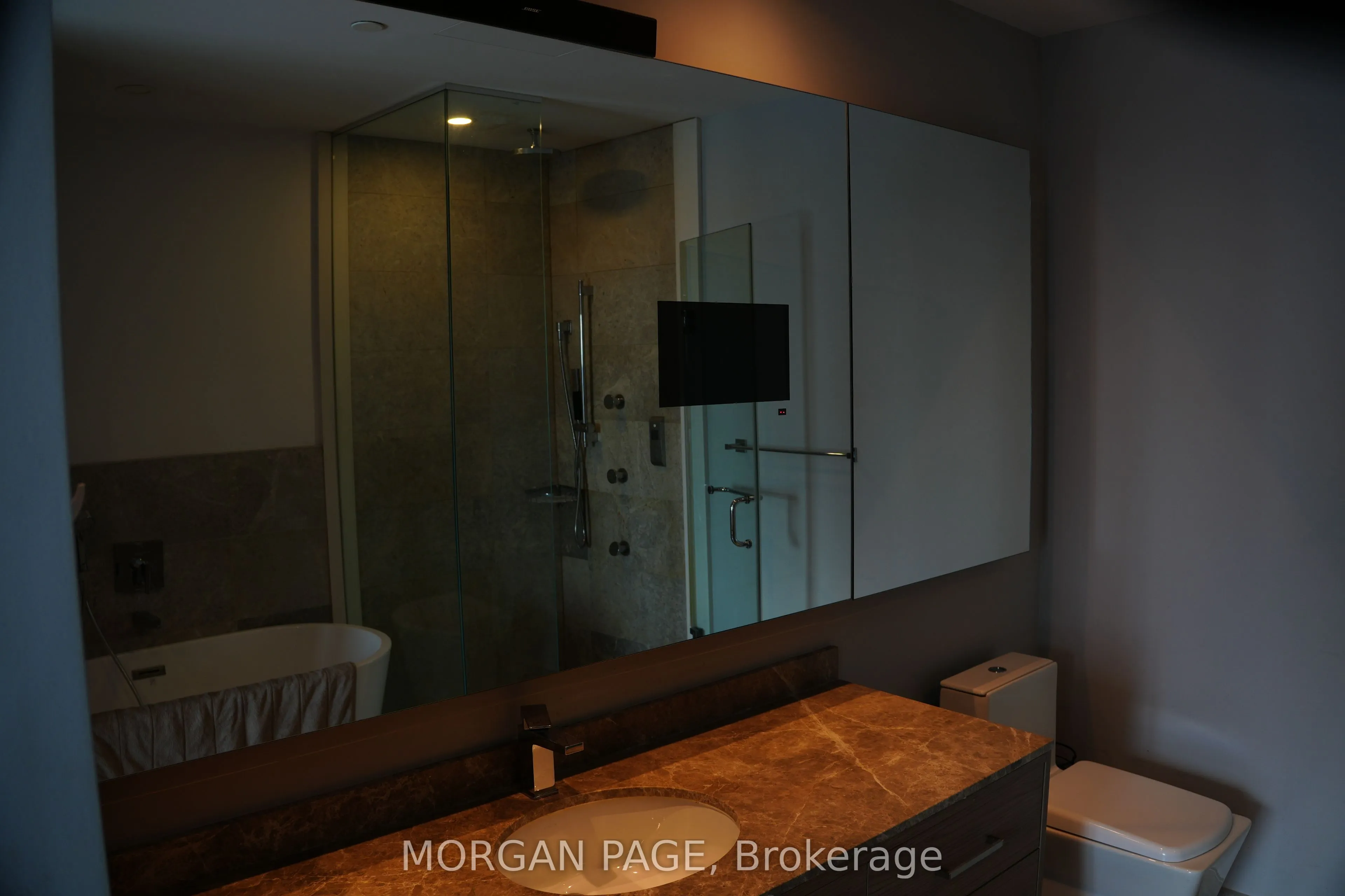 488 University Avenue, #2216