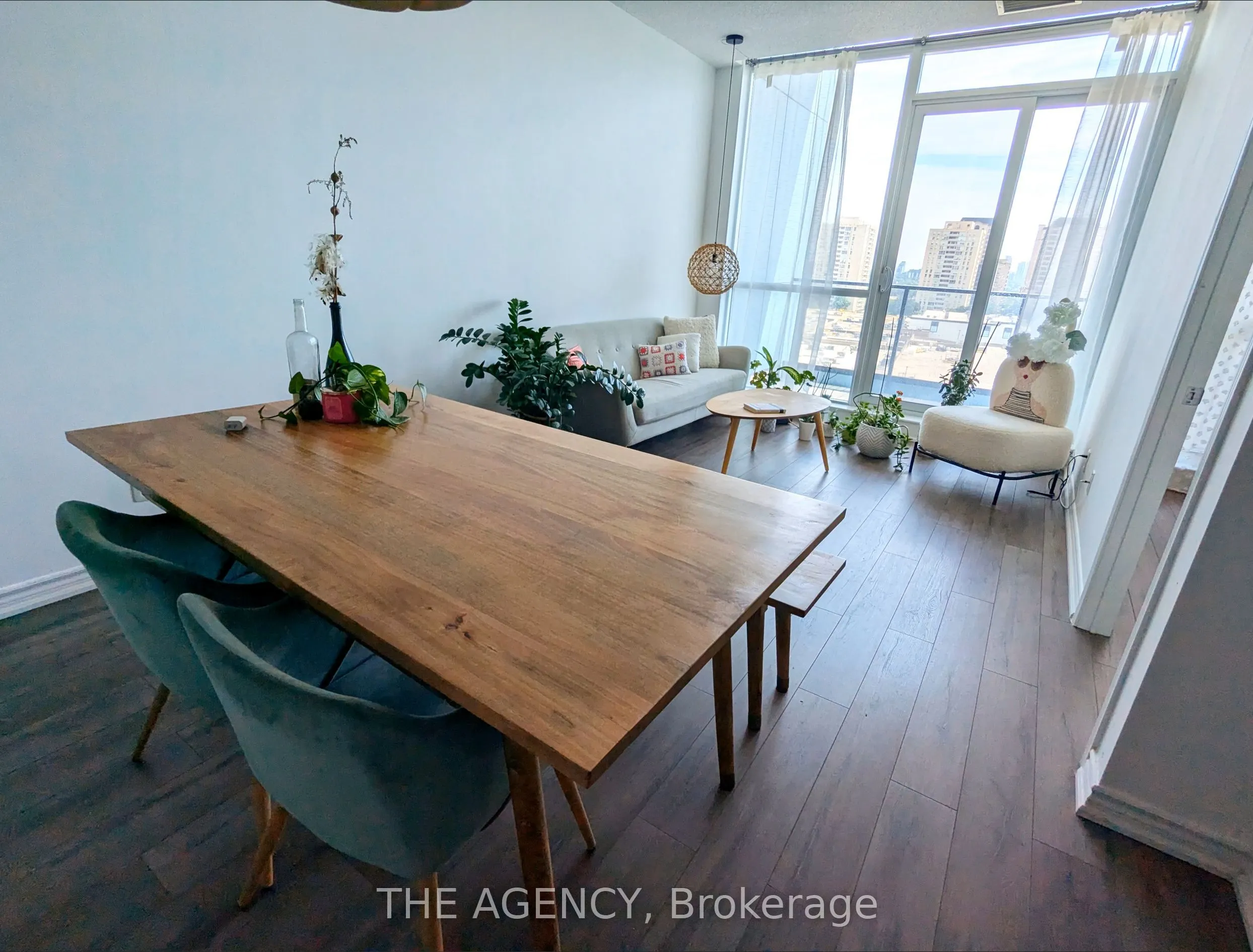 2885 Bayview Avenue, #738
