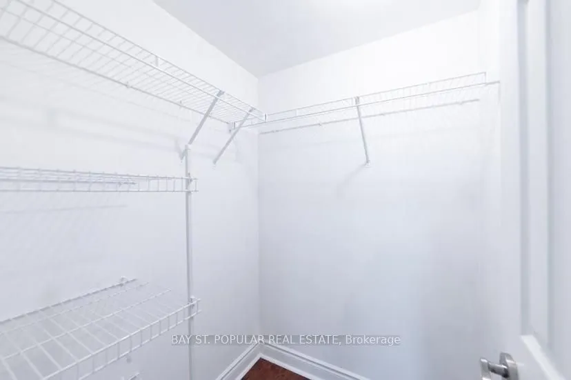 25 Greenview Avenue, #422