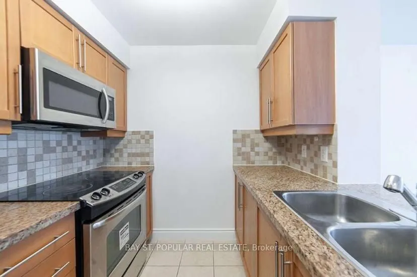 25 Greenview Avenue, #422