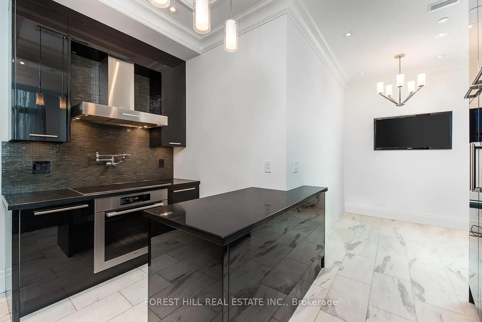 311 Bay Street, #4604