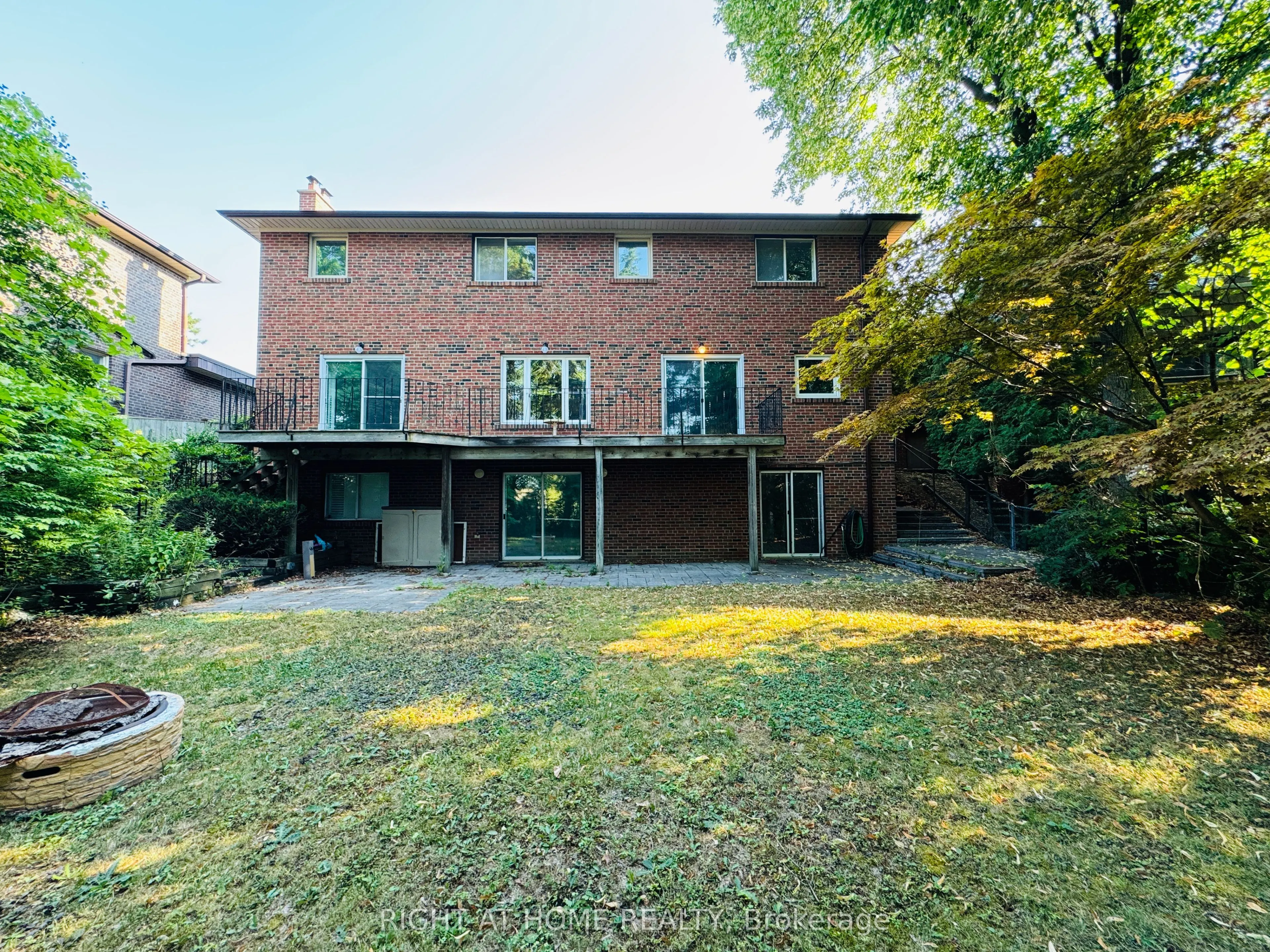 22 Janus Court