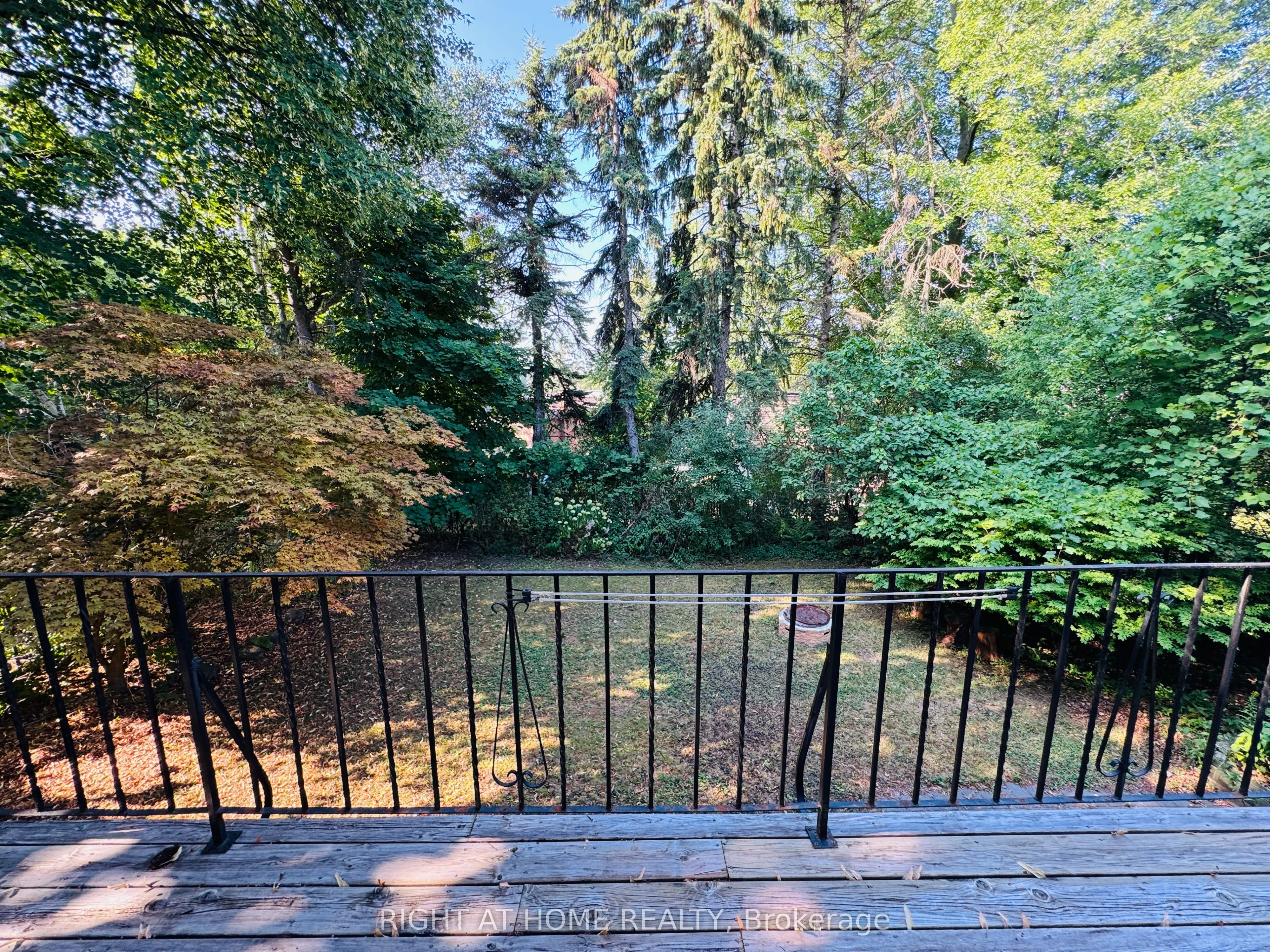 22 Janus Court