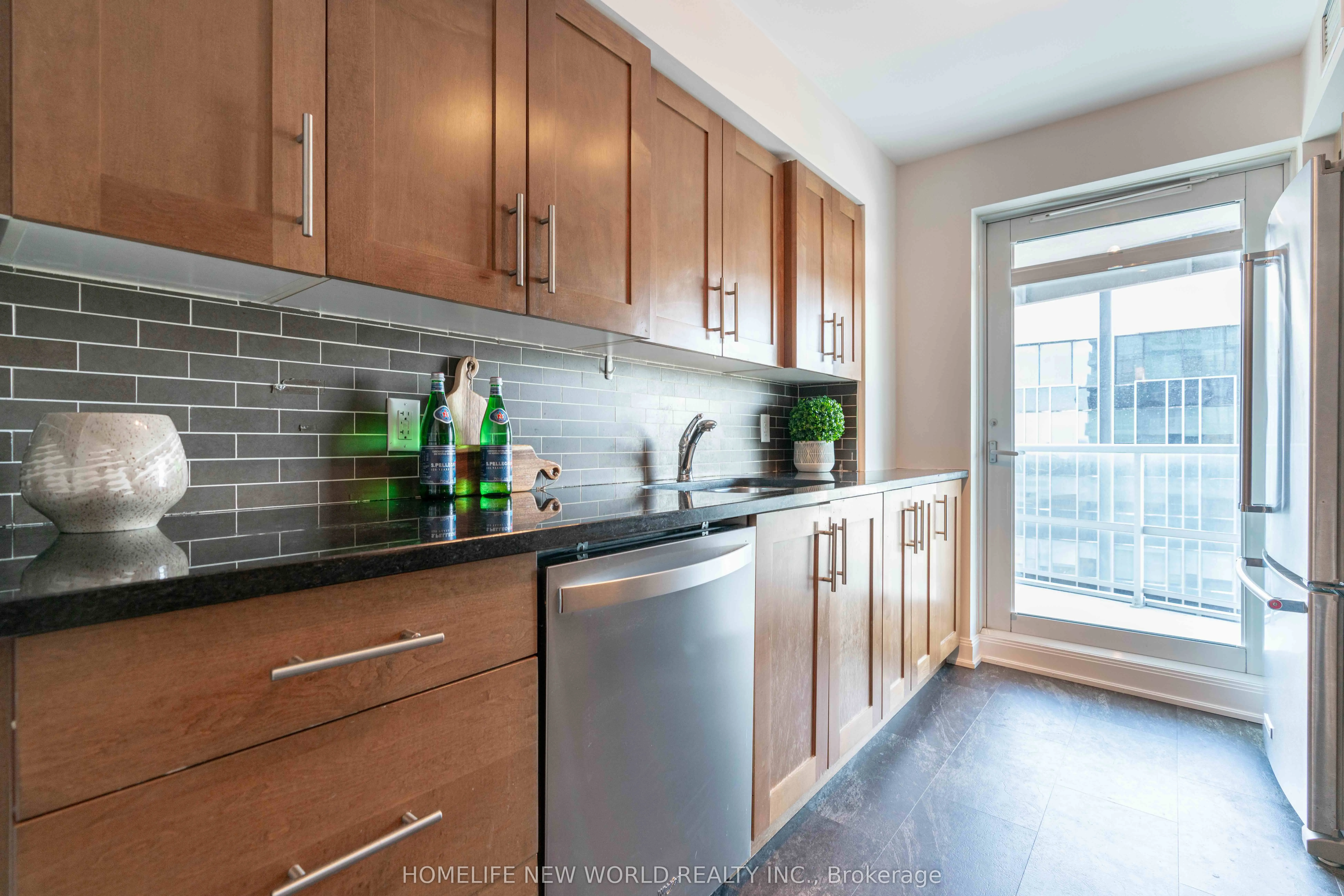 2181 Yonge Street, #2105