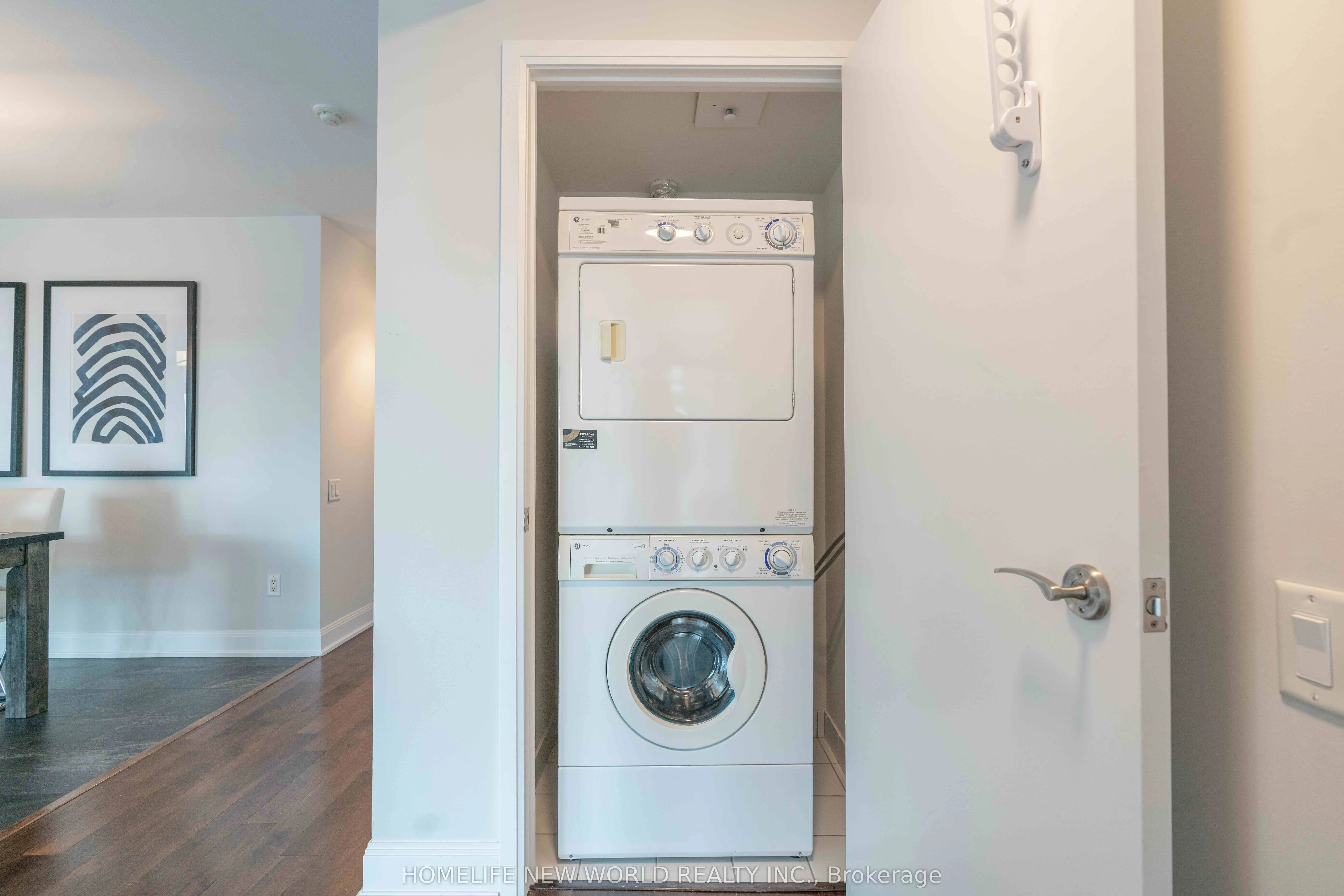 2181 Yonge Street, #2105