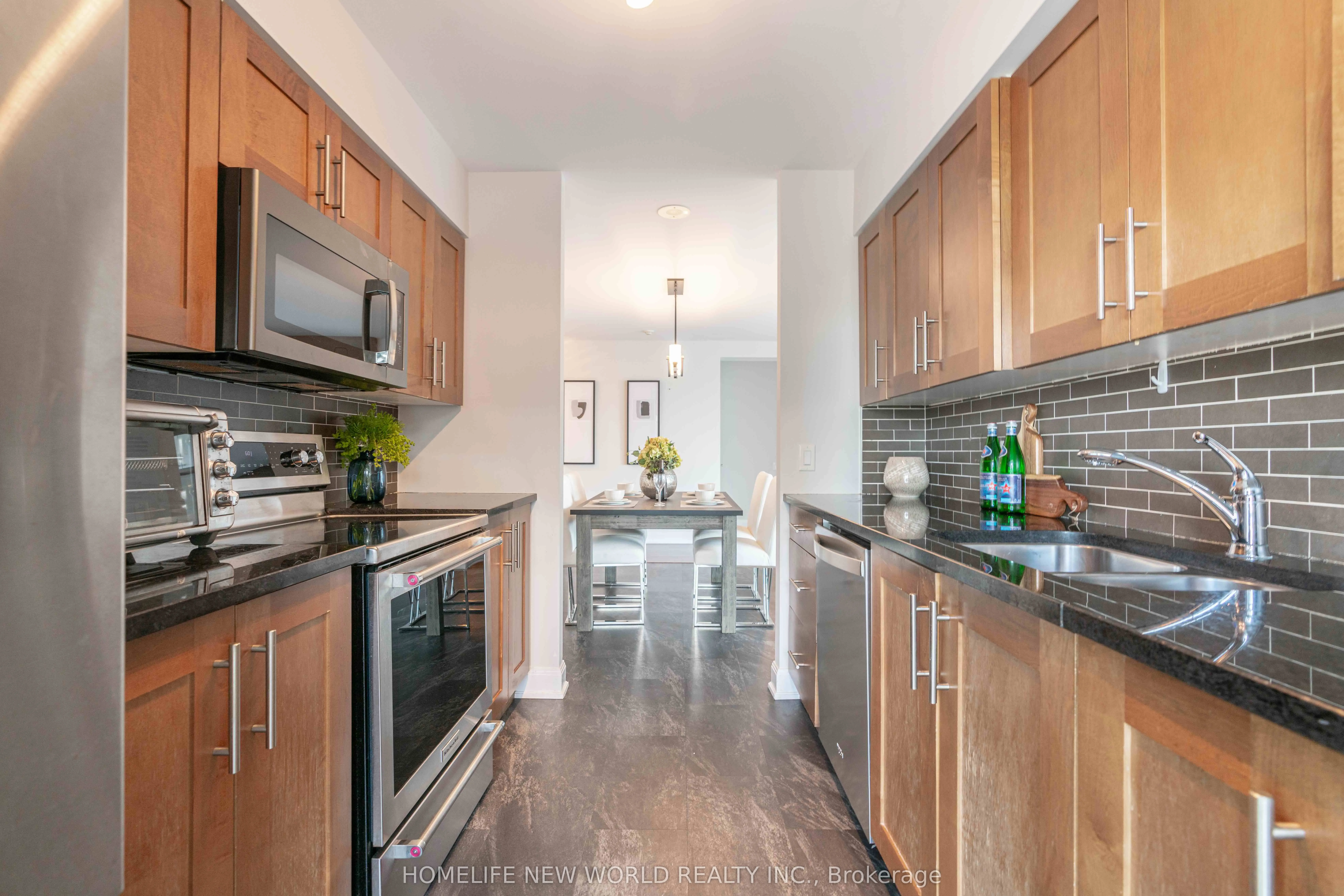 2181 Yonge Street, #2105