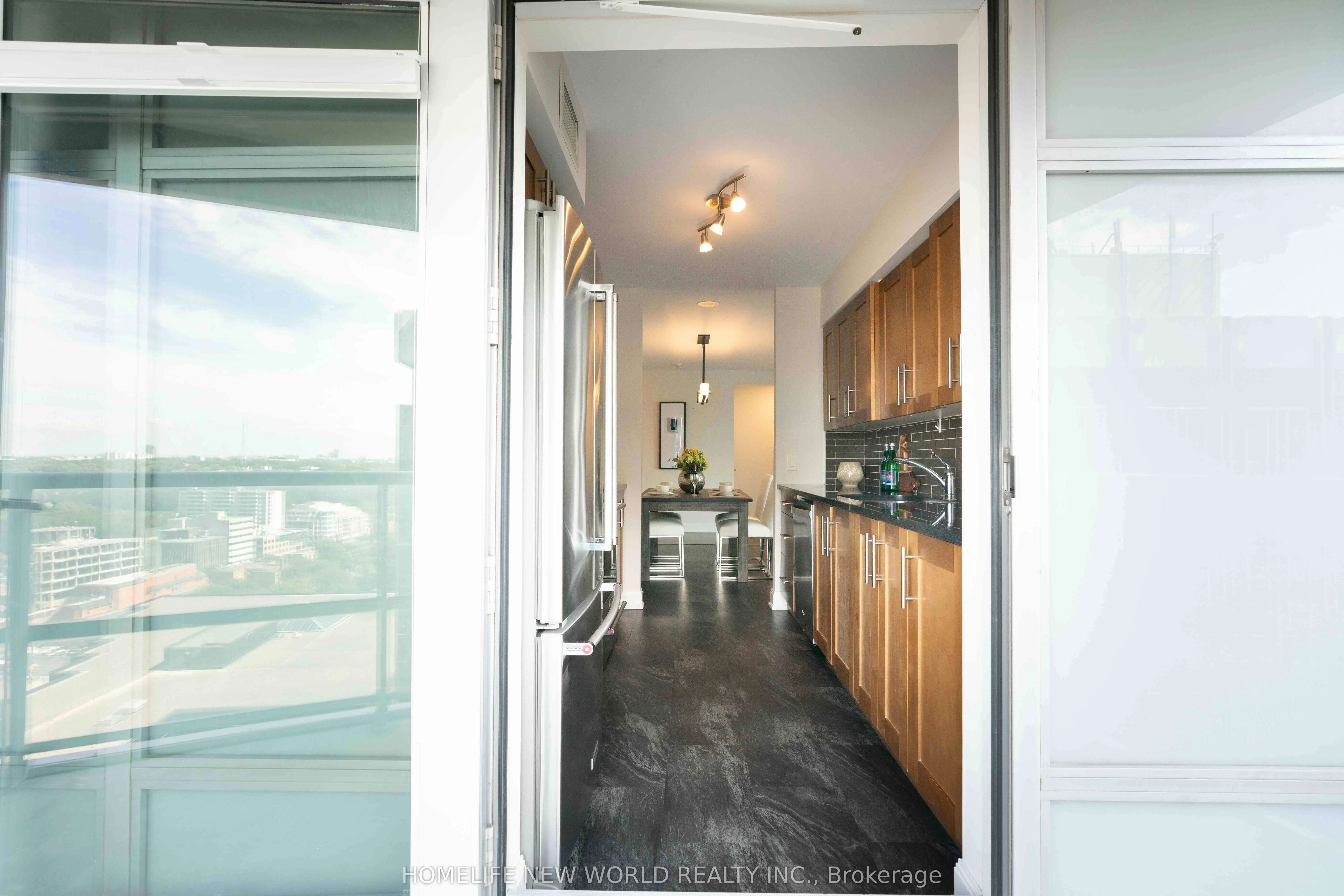 2181 Yonge Street, #2105