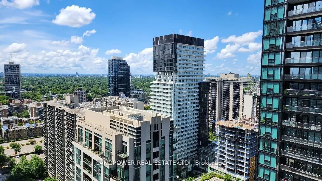 99 Broadway Avenue, #2811