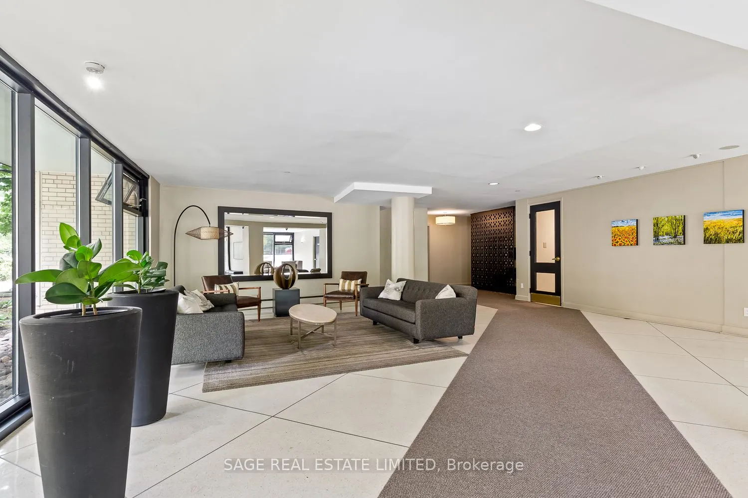 575 Avenue Road, #203