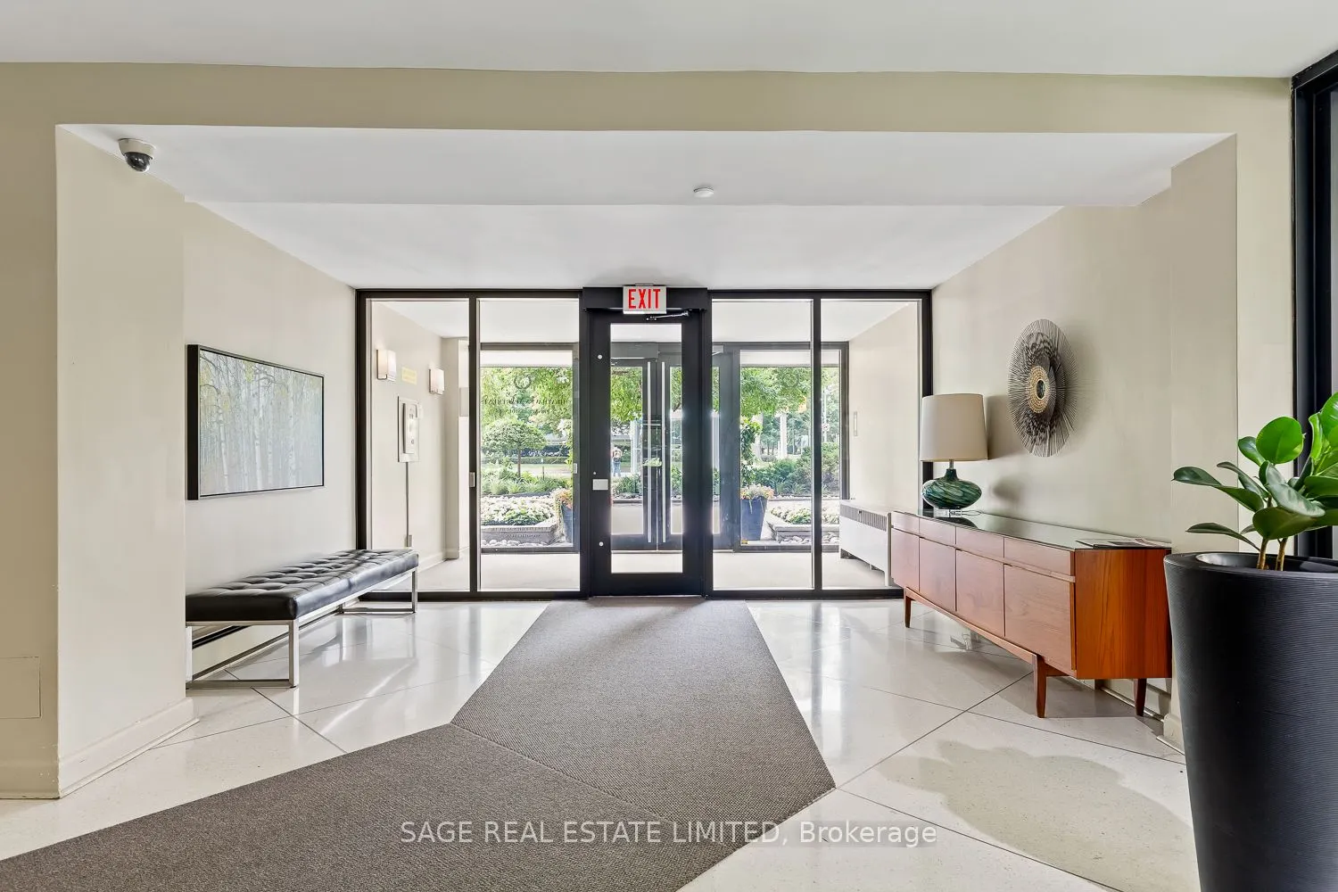 575 Avenue Road, #203
