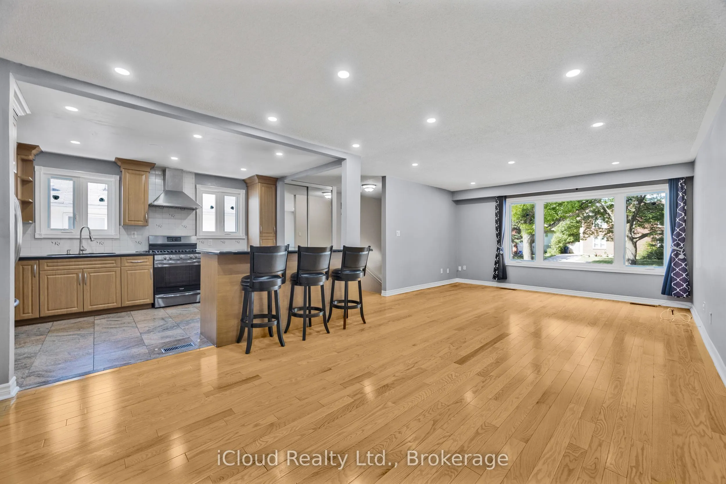 49 Tuscarora Drive