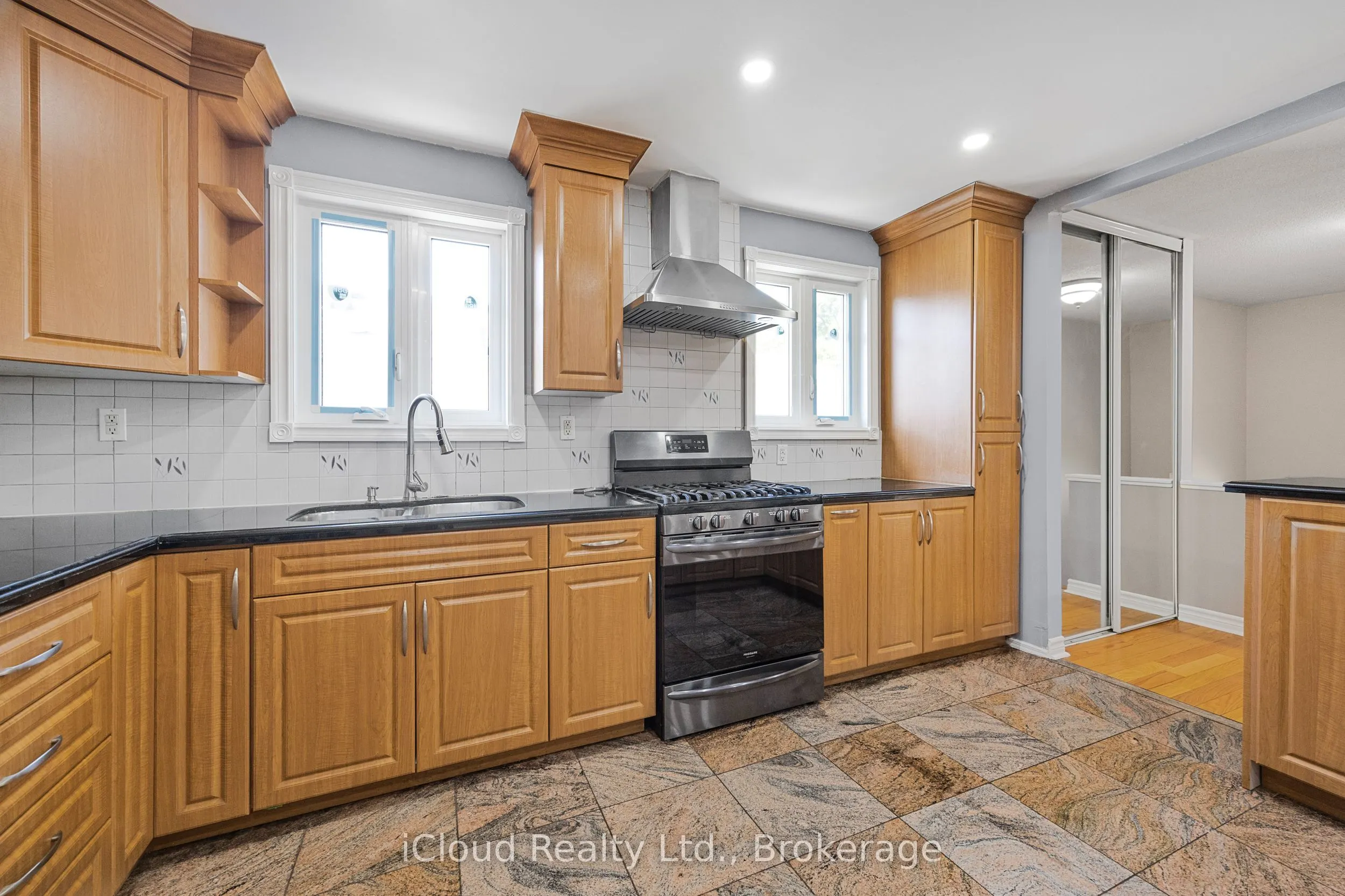 49 Tuscarora Drive