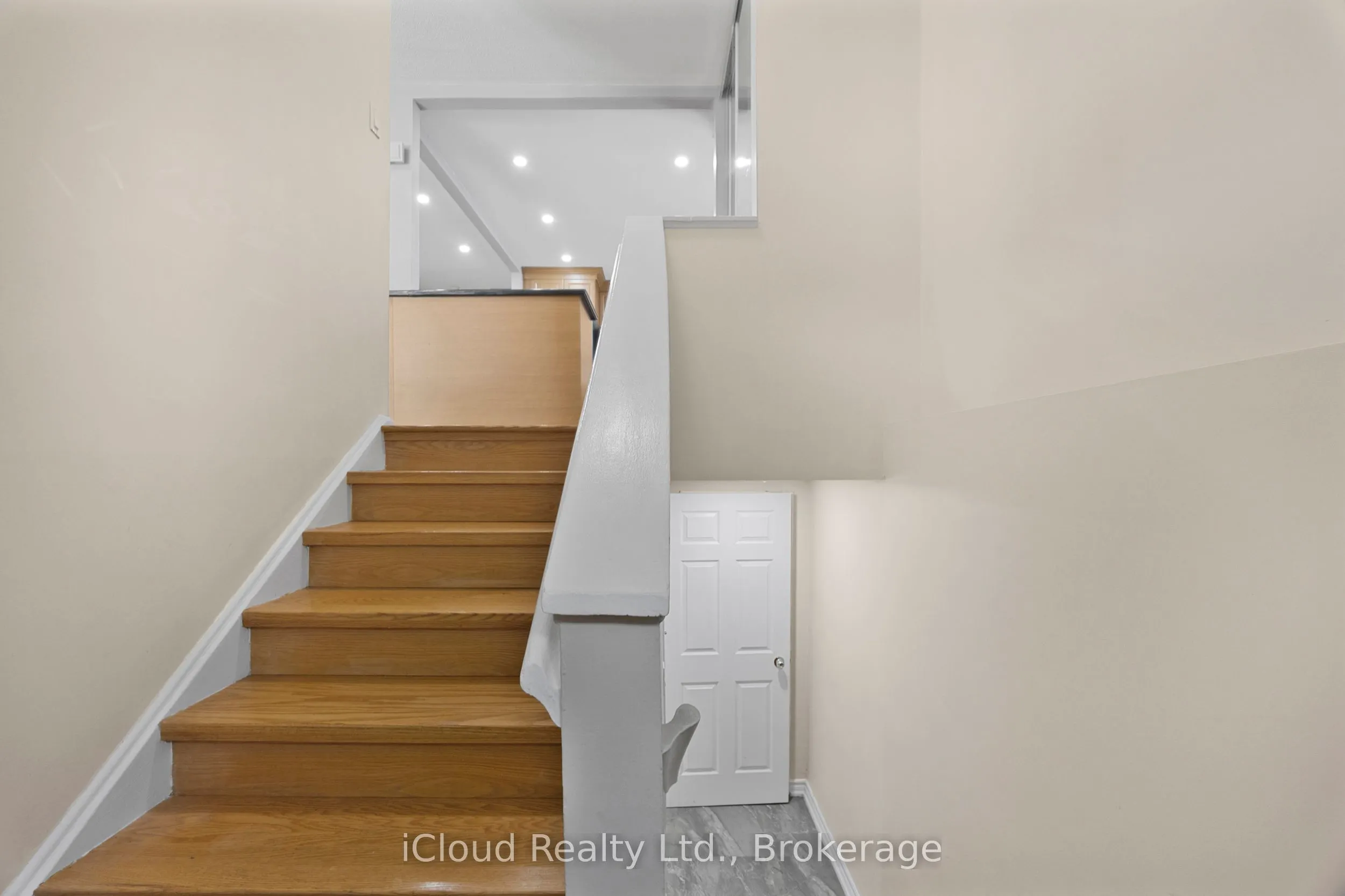 49 Tuscarora Drive