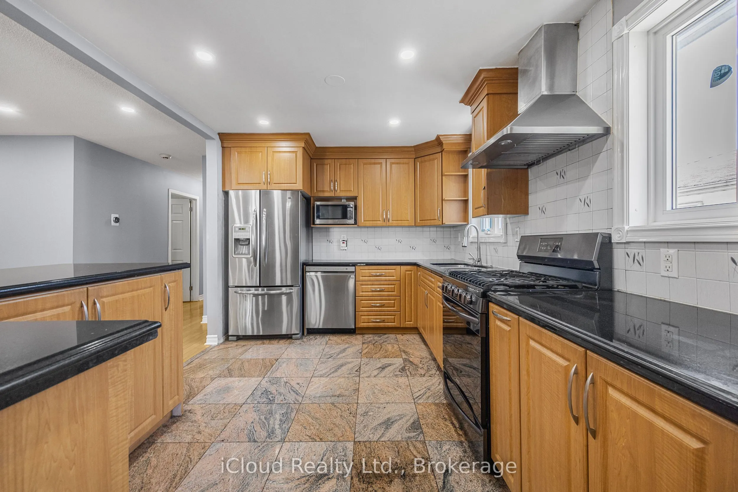 49 Tuscarora Drive