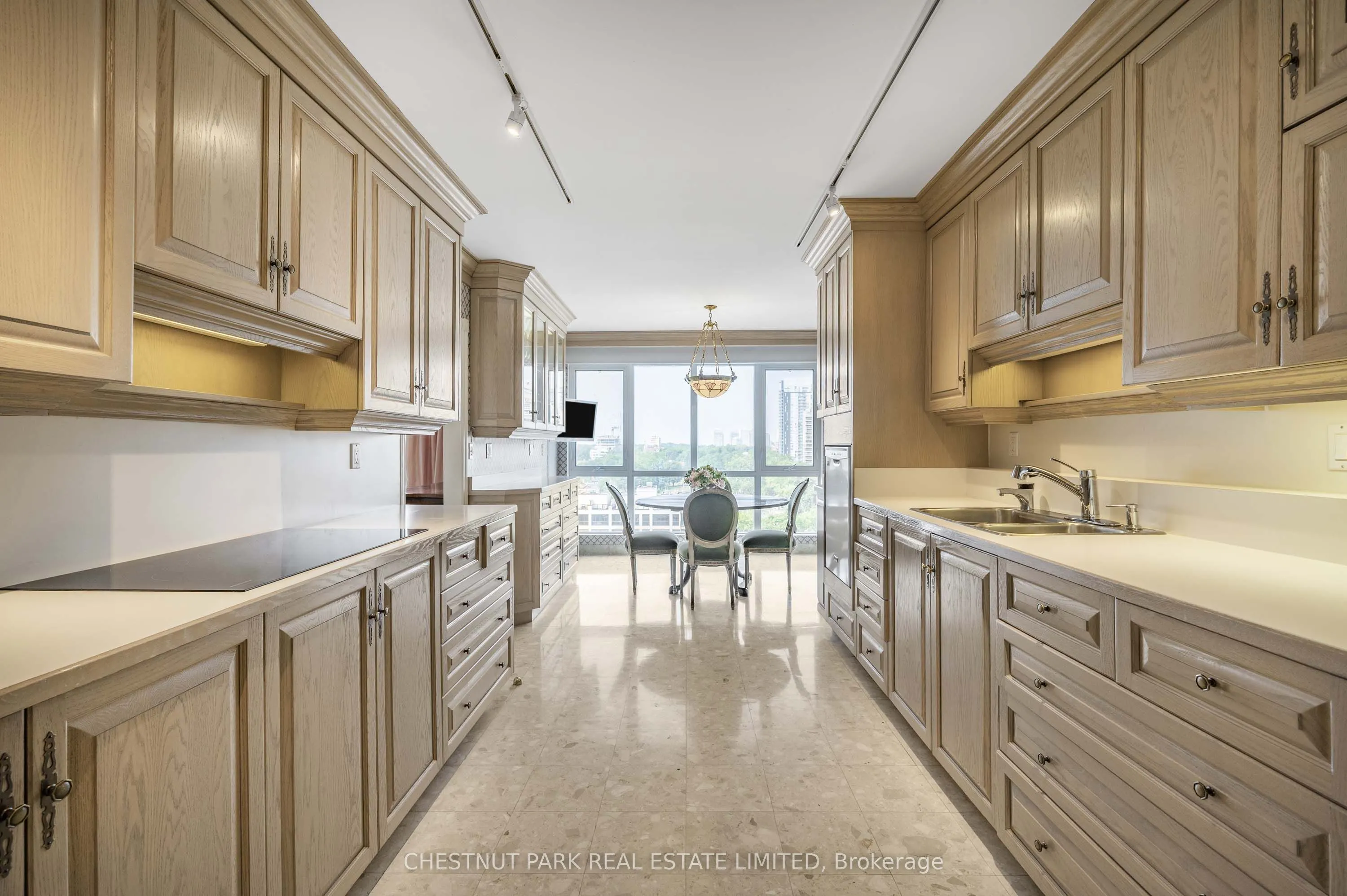40 Rosehill Avenue, #Ph G