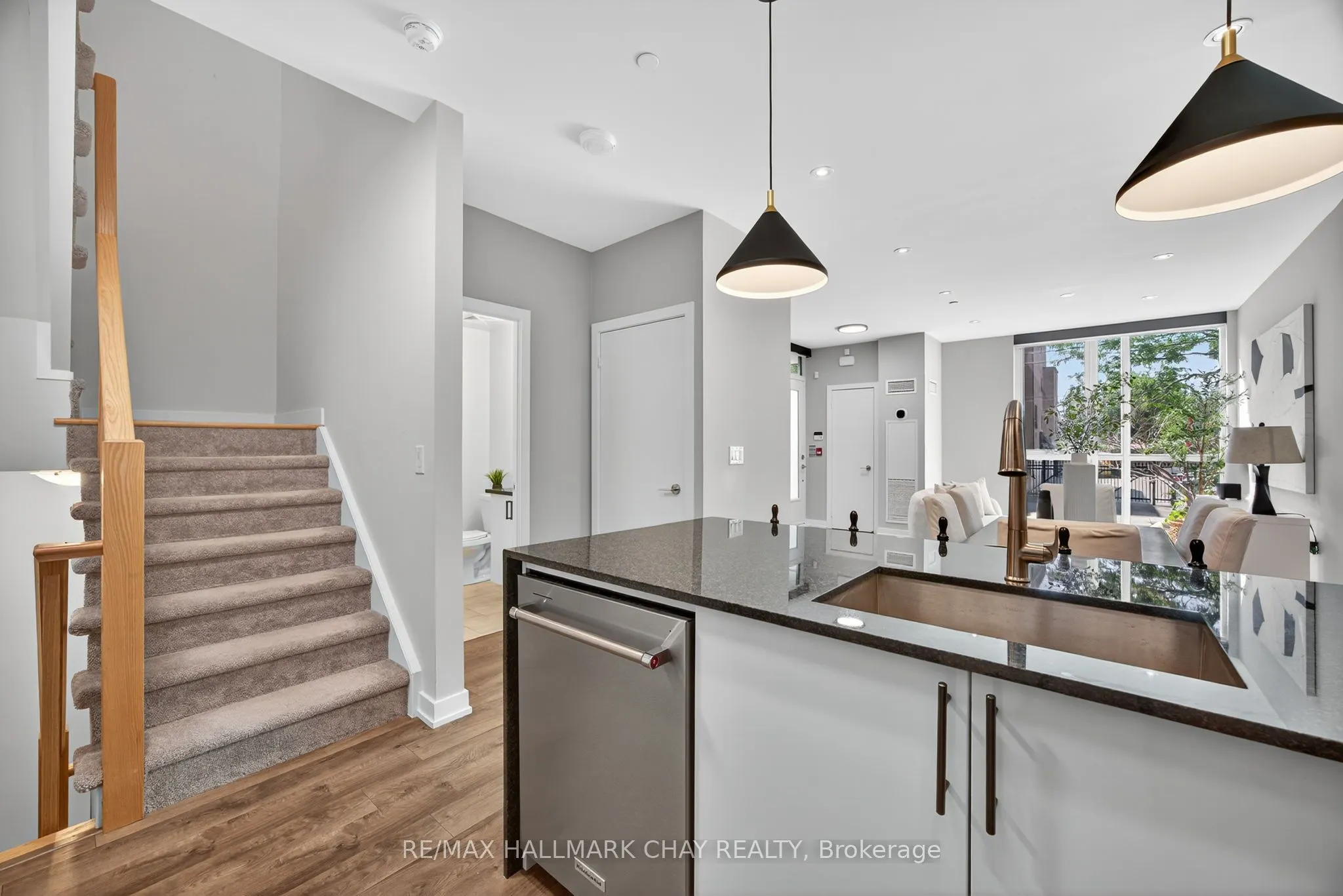 70 Lanark Avenue, #3
