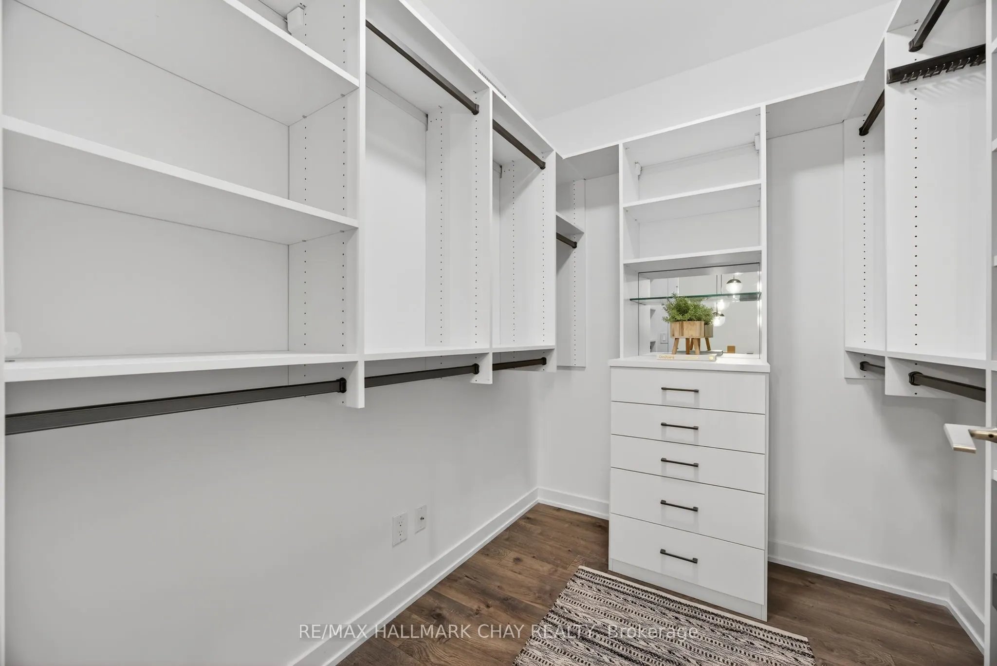 70 Lanark Avenue, #3