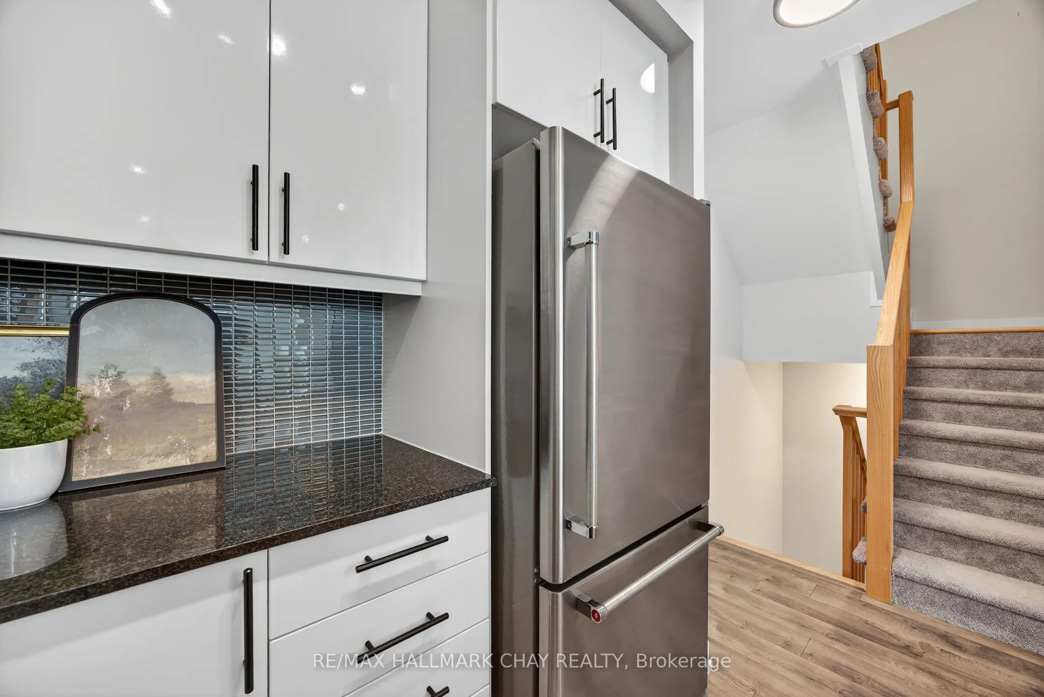 70 Lanark Avenue, #3