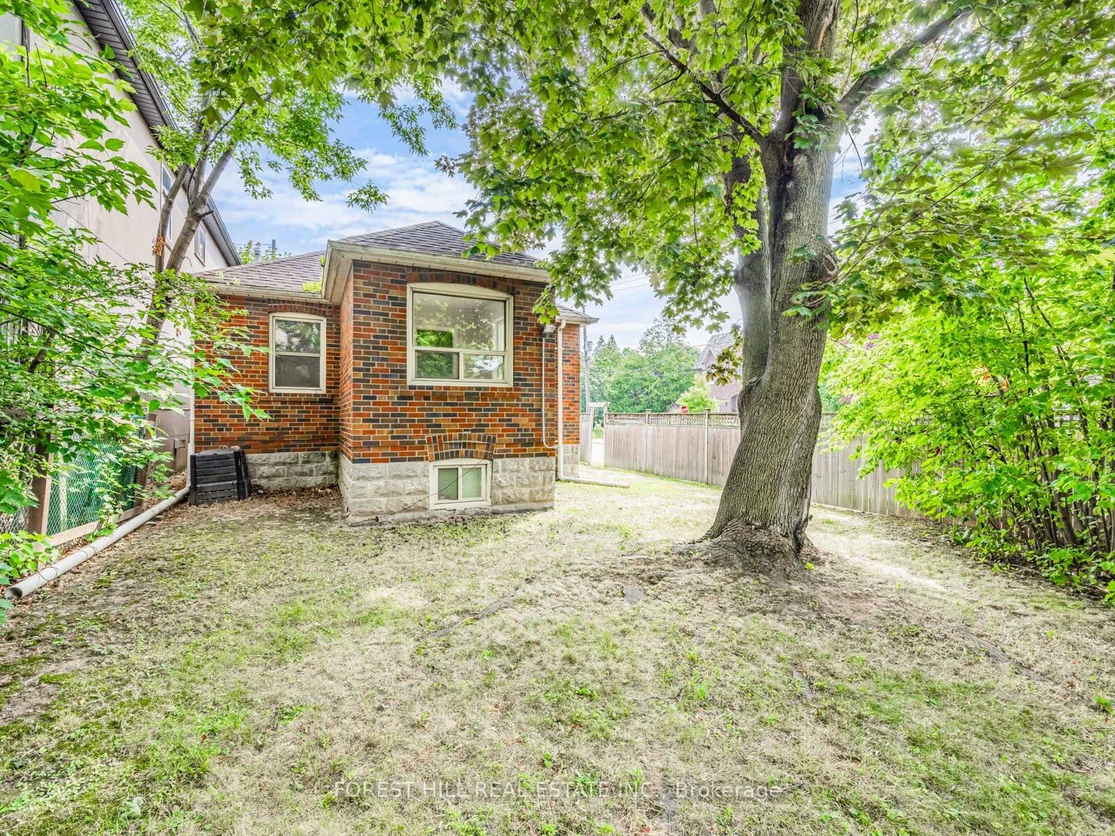 2 Esgore Drive