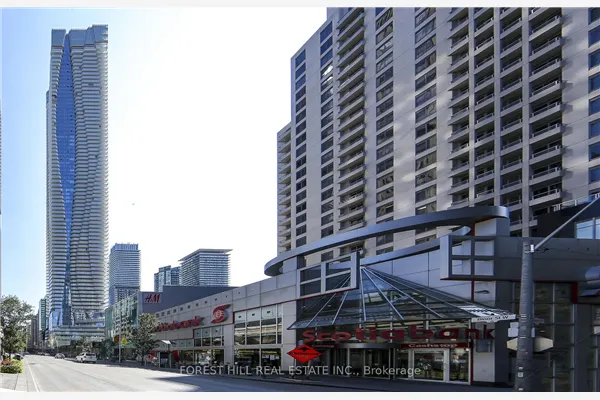 1 Bloor Street E, #6508