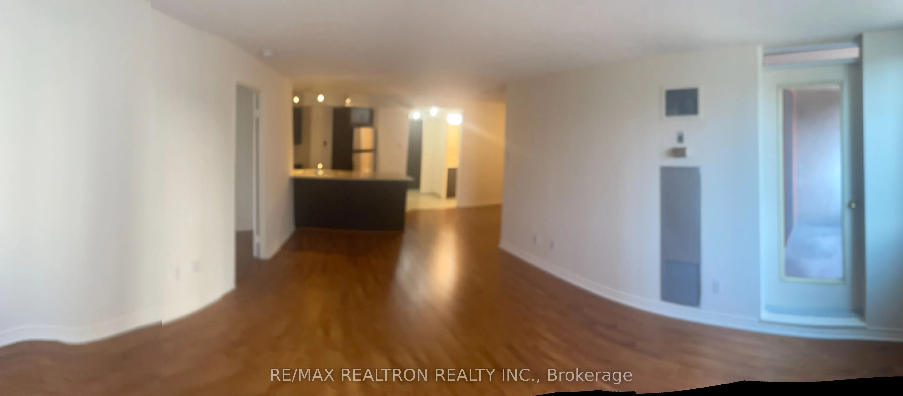 736 Bay Street, #1003