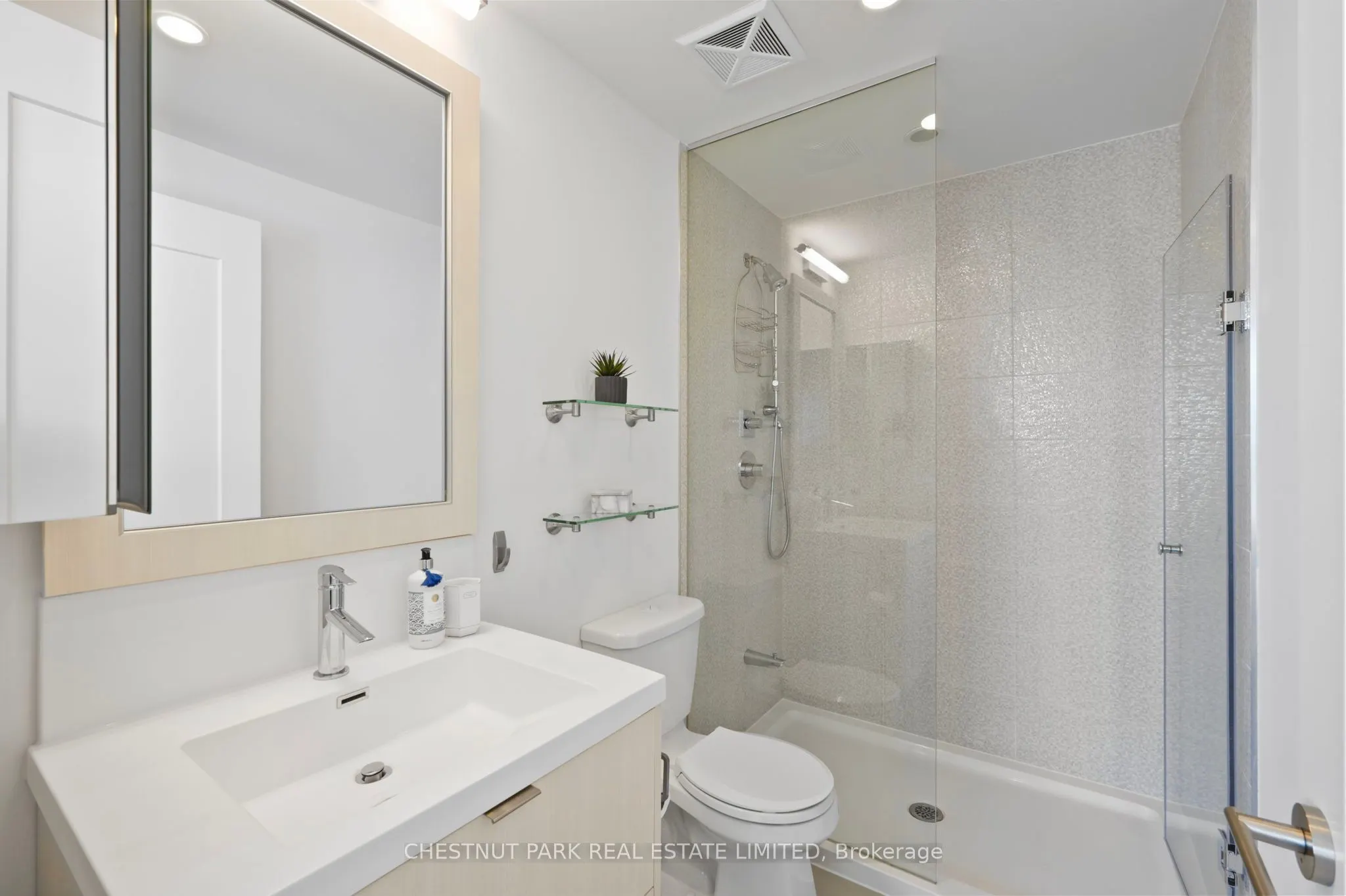38 Cameron Street, #1220
