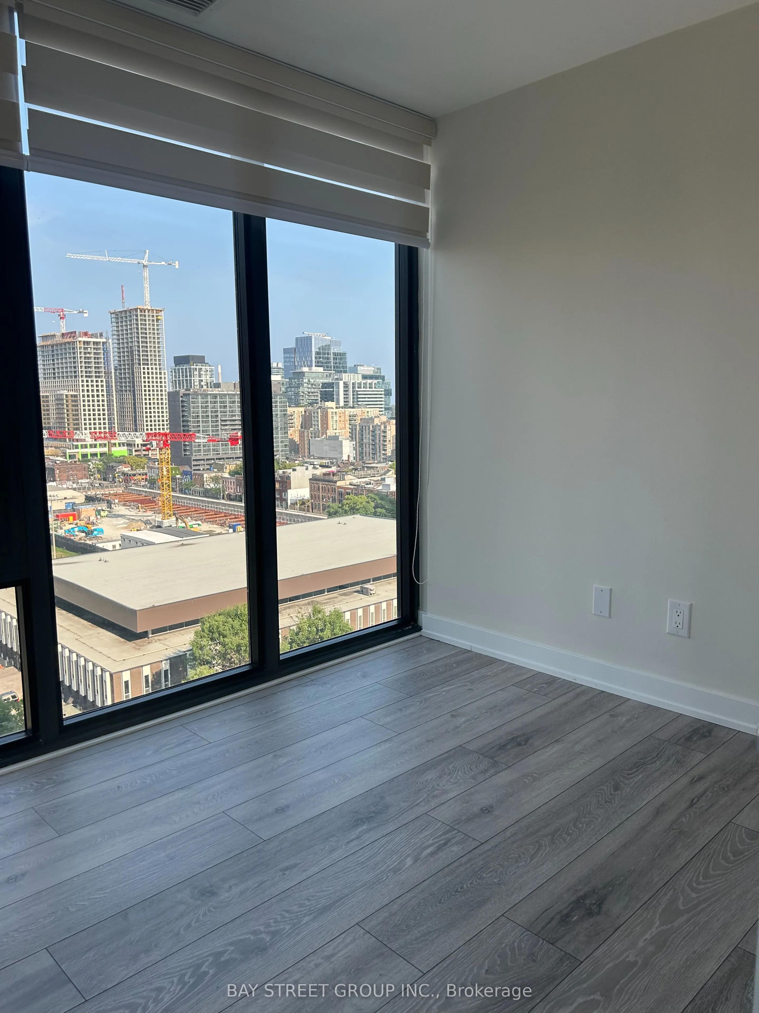 47 Mutual Street, #1305