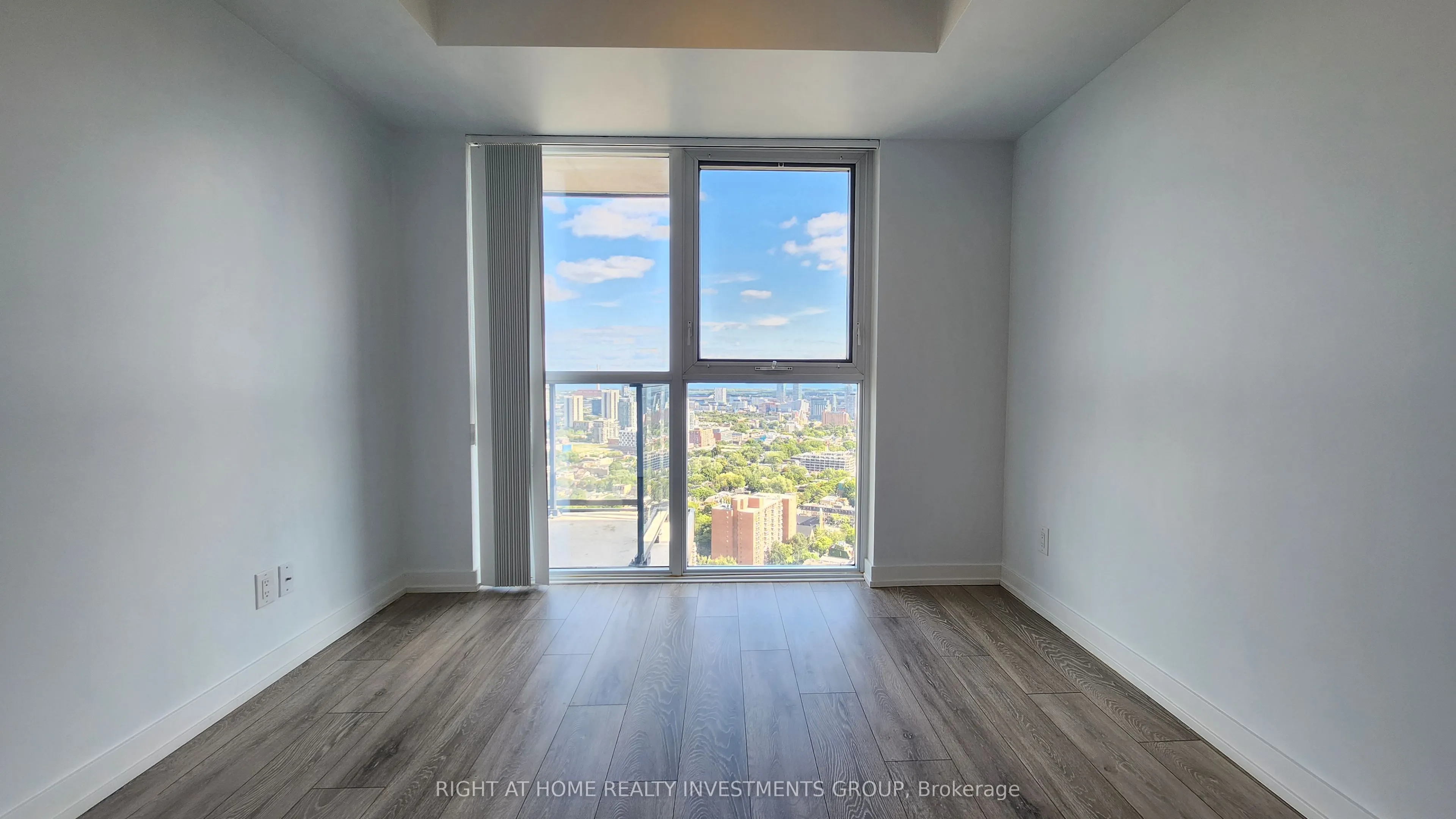 159 Wellesley Street E, #3305