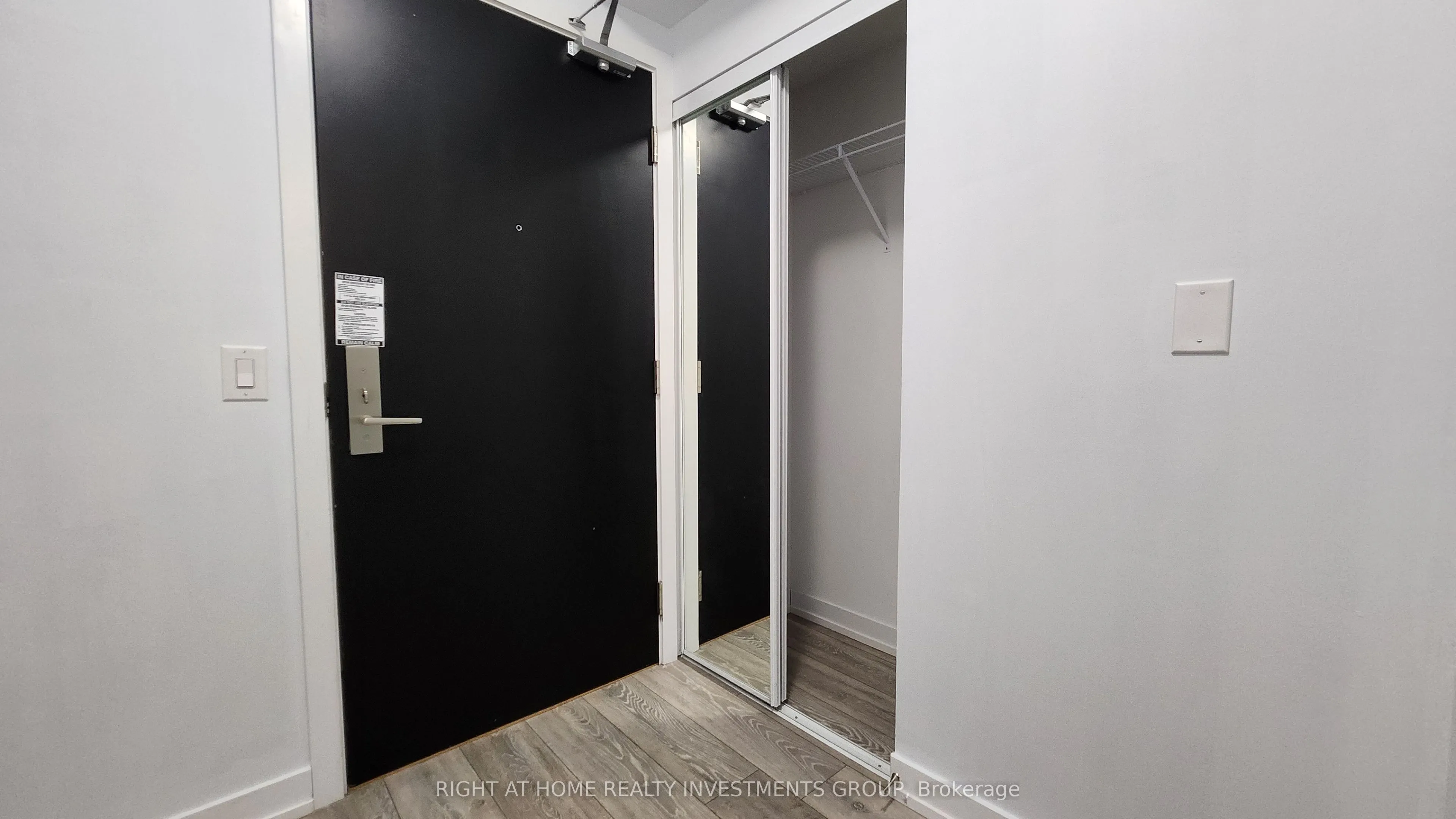 159 Wellesley Street E, #3305