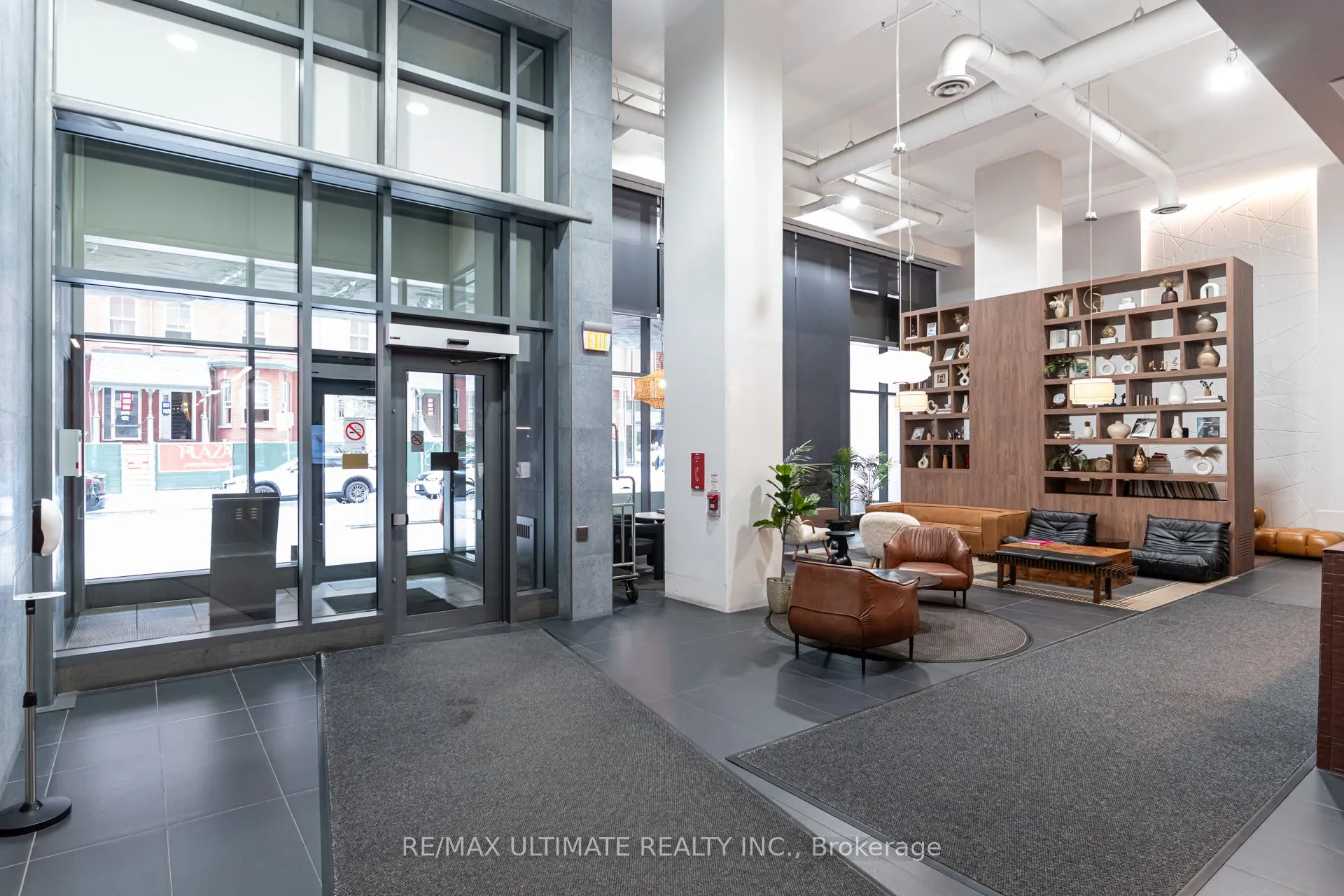 21 Widmer Street, #4110