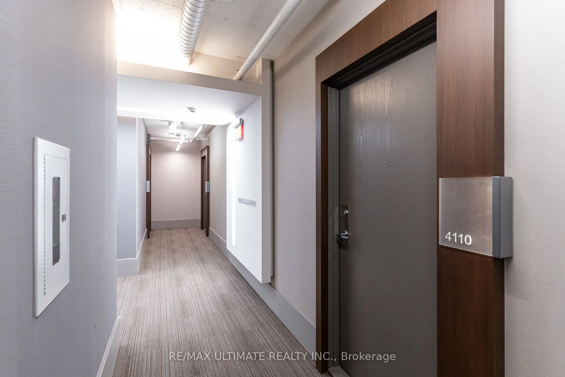 21 Widmer Street, #4110