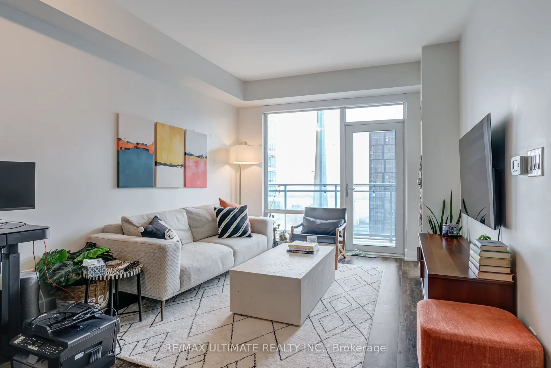 21 Widmer Street, #4110