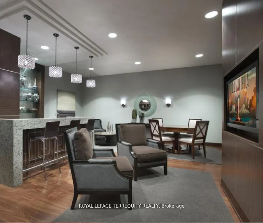 105 Harrison Garden Boulevard, #1405