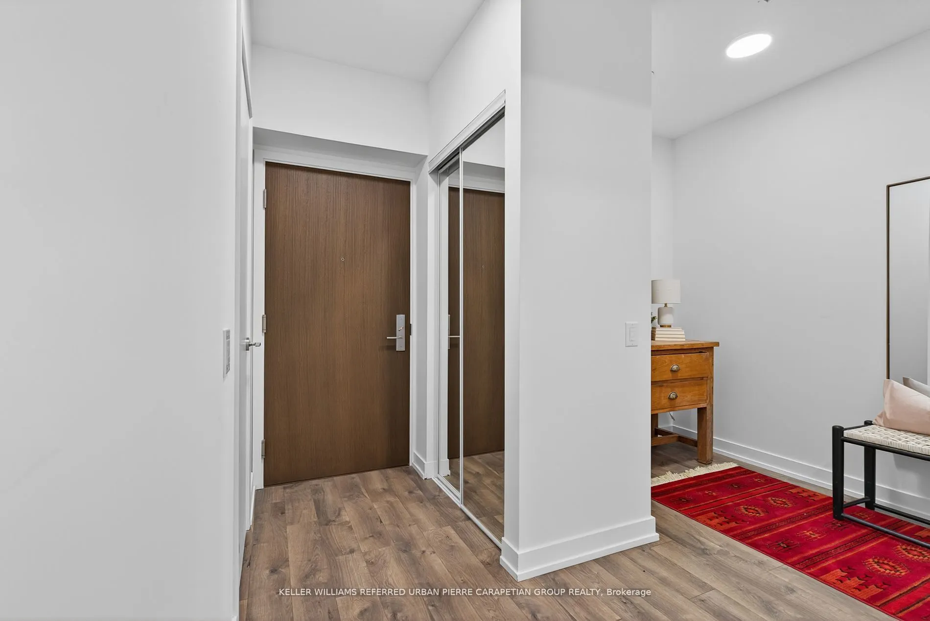 39 Roehampton Avenue, #408