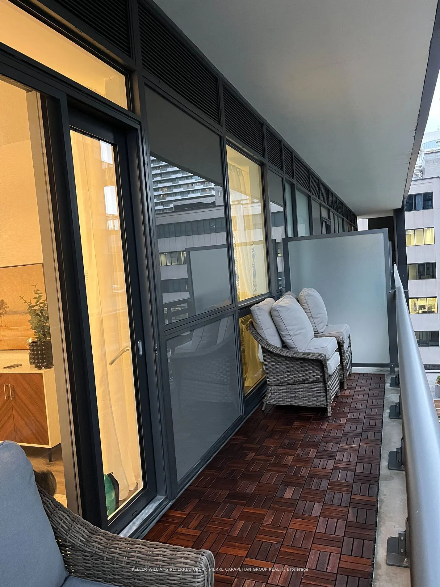 39 Roehampton Avenue, #408