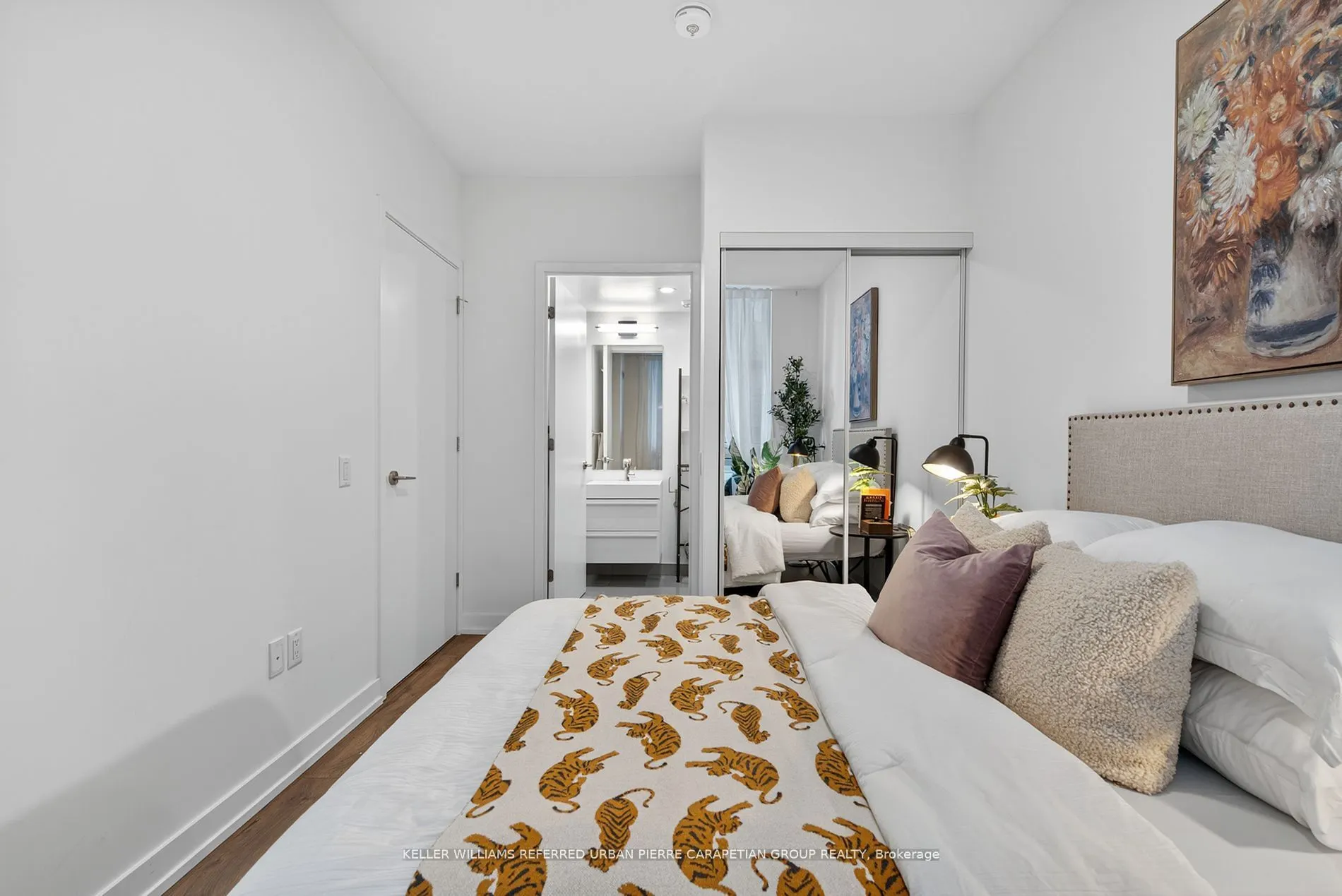39 Roehampton Avenue, #408
