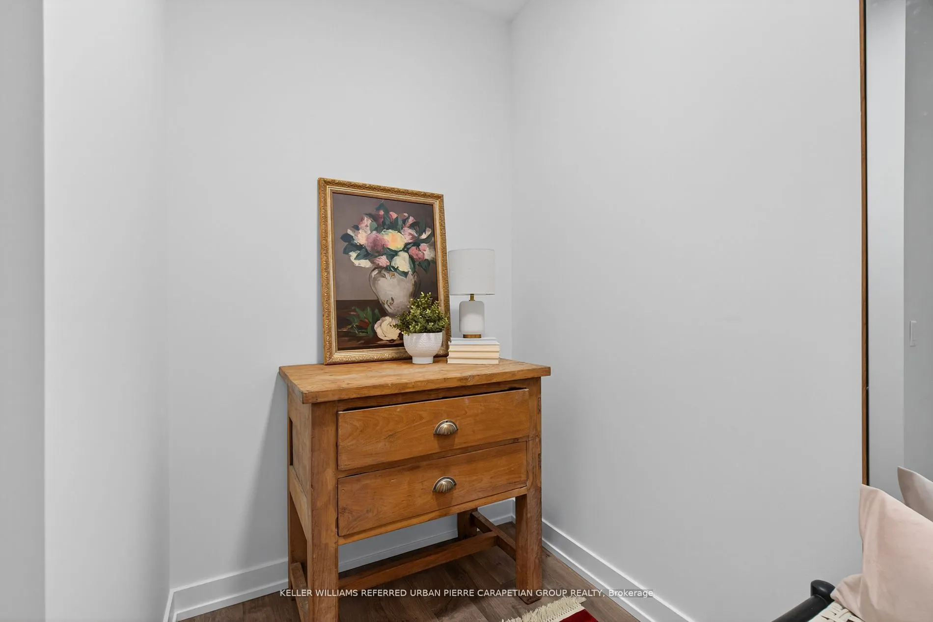 39 Roehampton Avenue, #408
