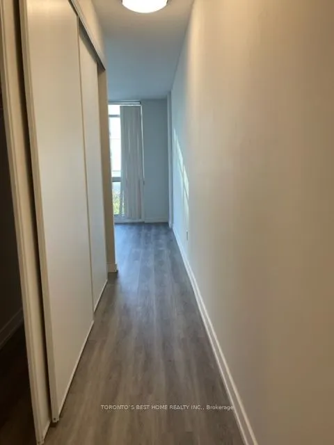418 Lake Shore Boulevard W, #Master