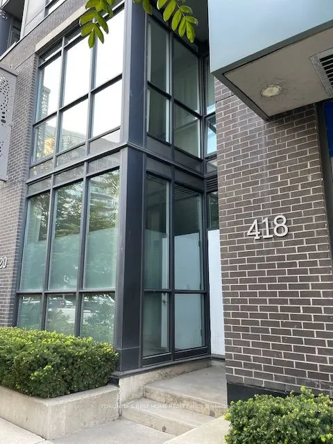 418 Lake Shore Boulevard W, #Master