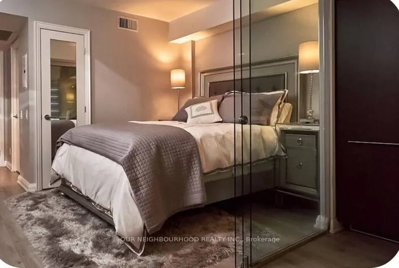 155 Yorkville Avenue, #1210