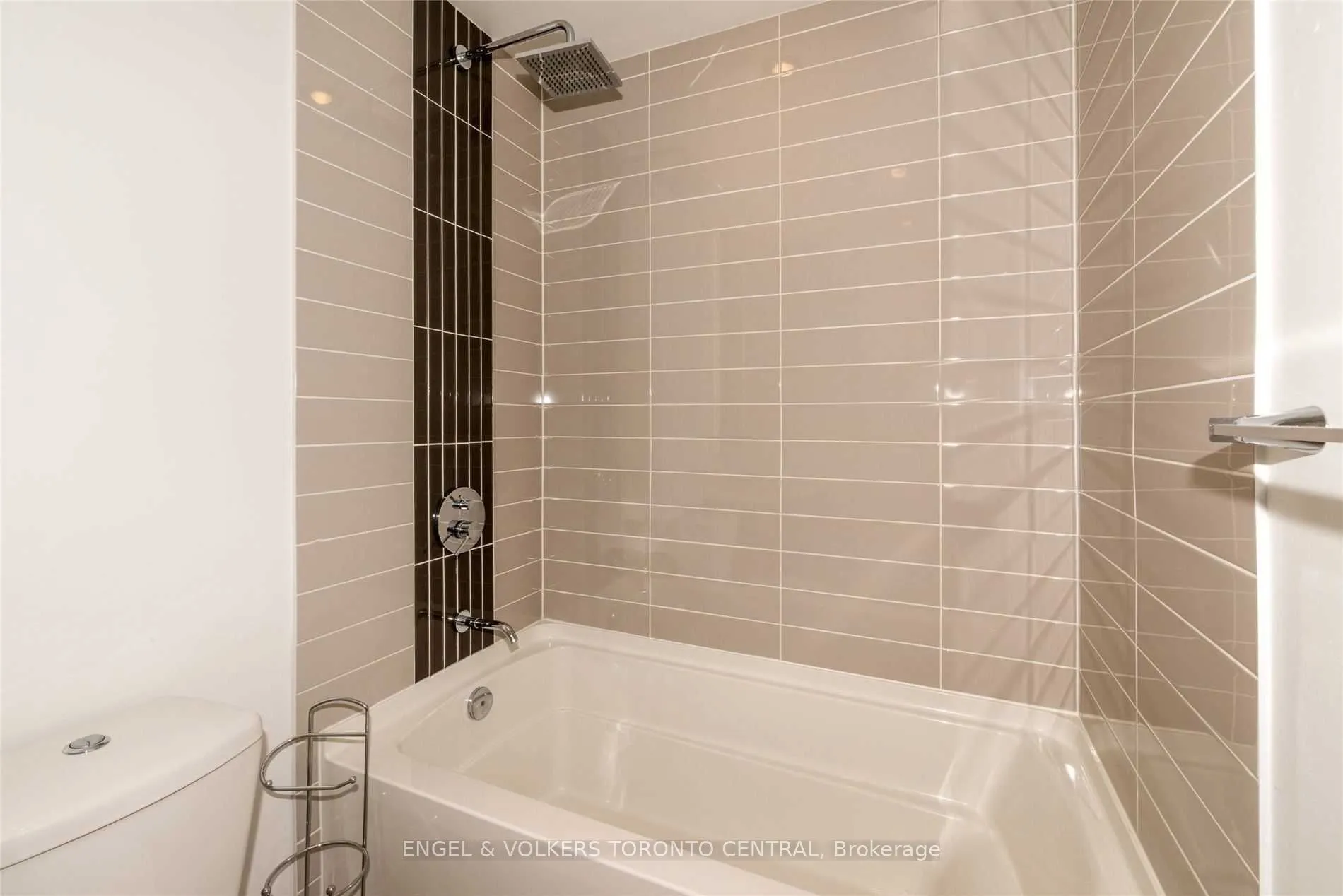 835 St Clair Avenue W, #512