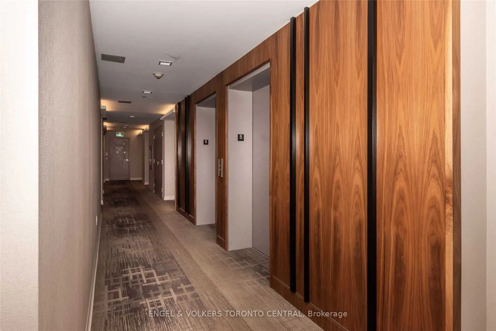 835 St Clair Avenue W, #512