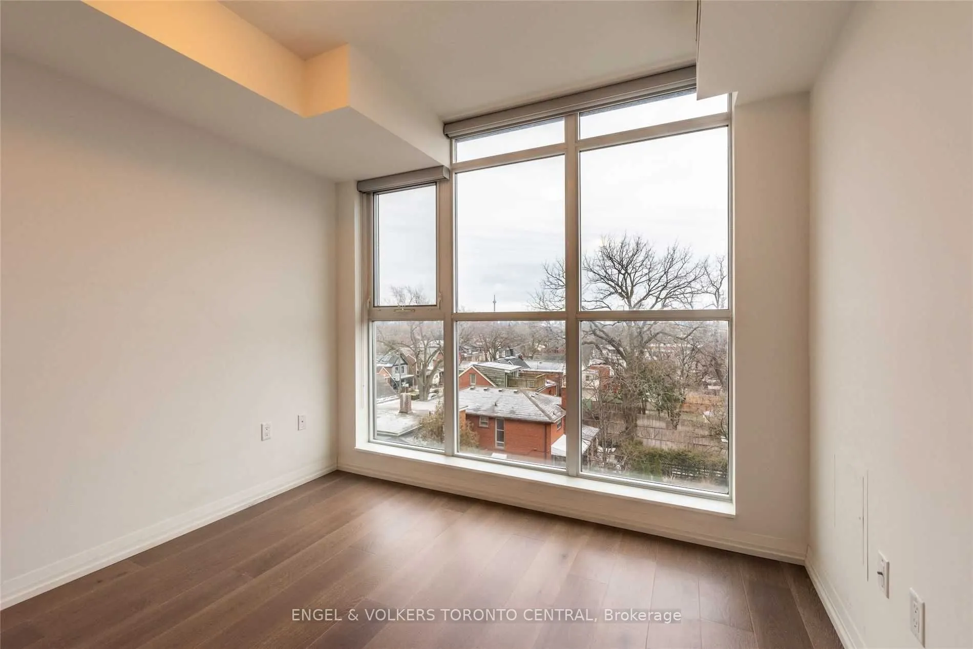 835 St Clair Avenue W, #512