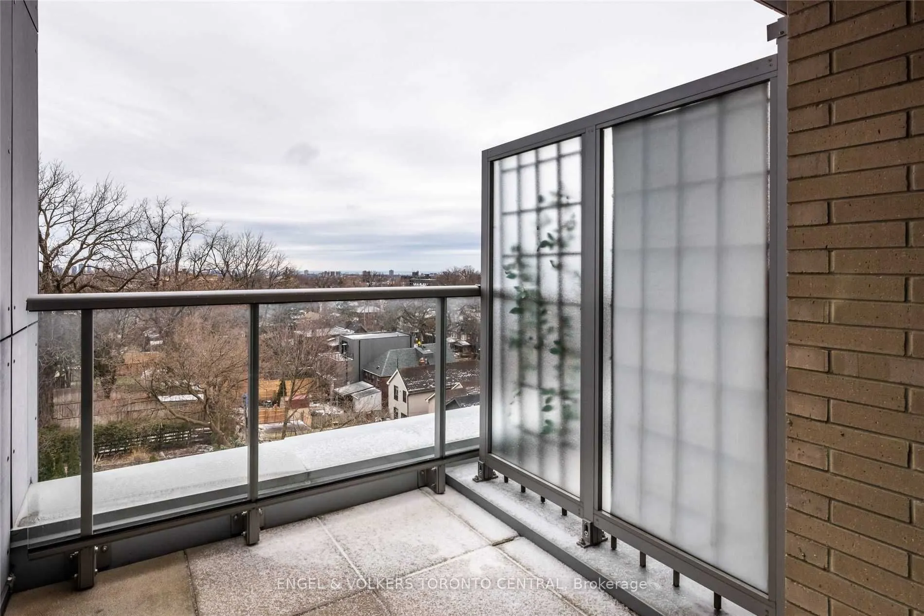 835 St Clair Avenue W, #512