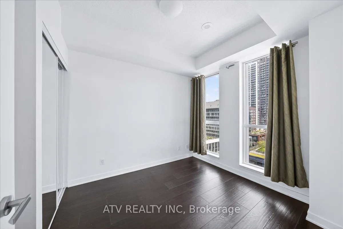 170 Sumach Street, #1113