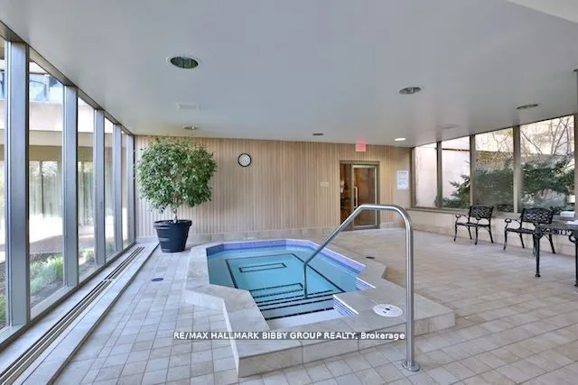 61 St Clair Avenue W, #206