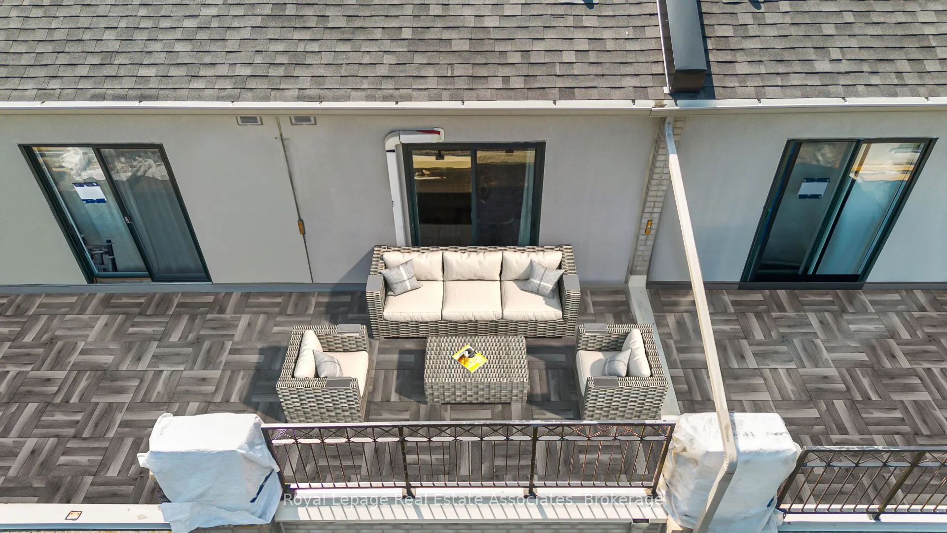 1 Baxter Street, #8