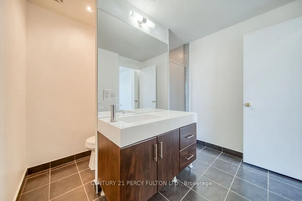 35 Brian Peck Crescent, #504